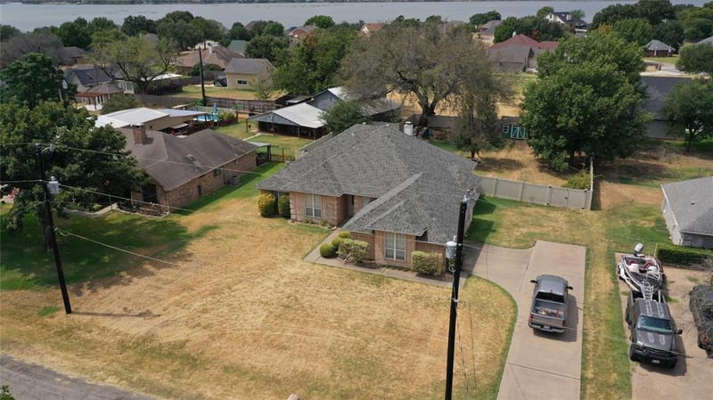3904 Santa Cruz Street, Granbury TX 76049 - Photo 39