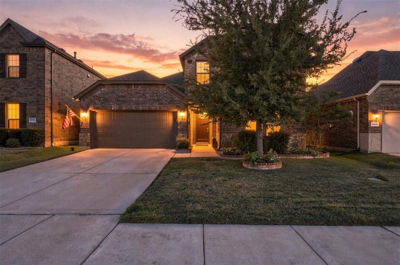 10936 Calvert Place, McKinney TX 75071 - Photo 2