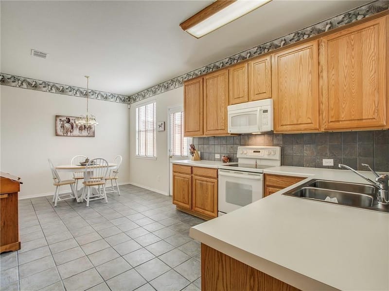 3104 Deleon Drive, Plano TX 75025 - Photo 8