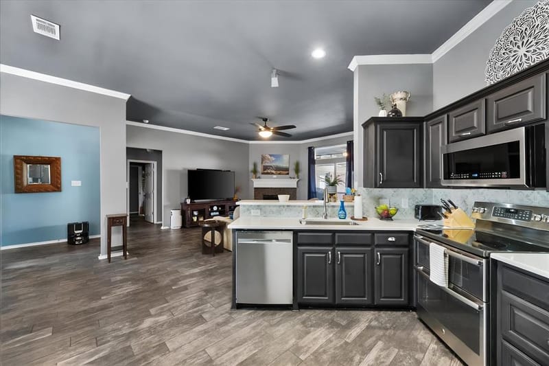 11005 Flores Trail, Crowley TX 76036 - Photo 9