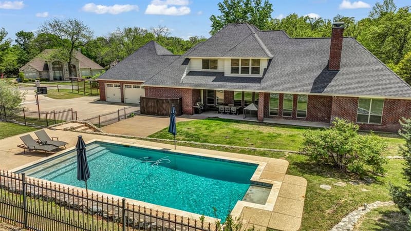 1555 Hunterglenn Drive, Aledo TX 76008 - Photo 11