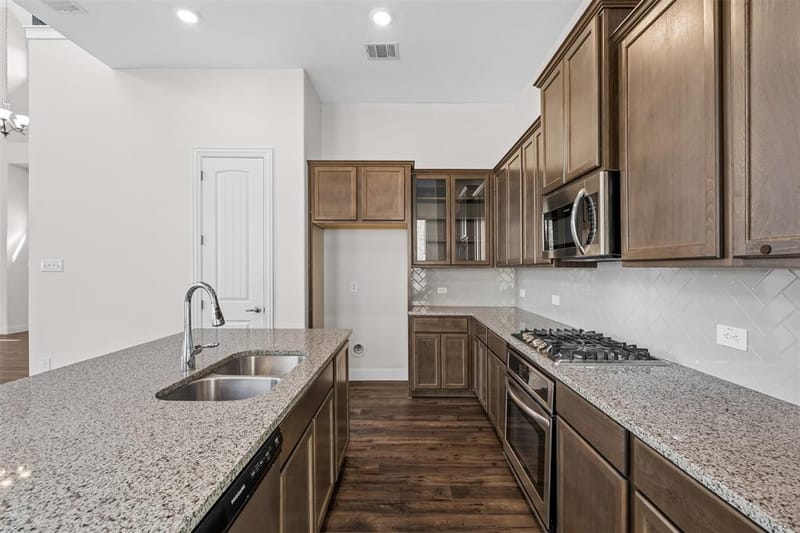 4529 Stone Valley Trail, Arlington TX 76005 - Photo 11