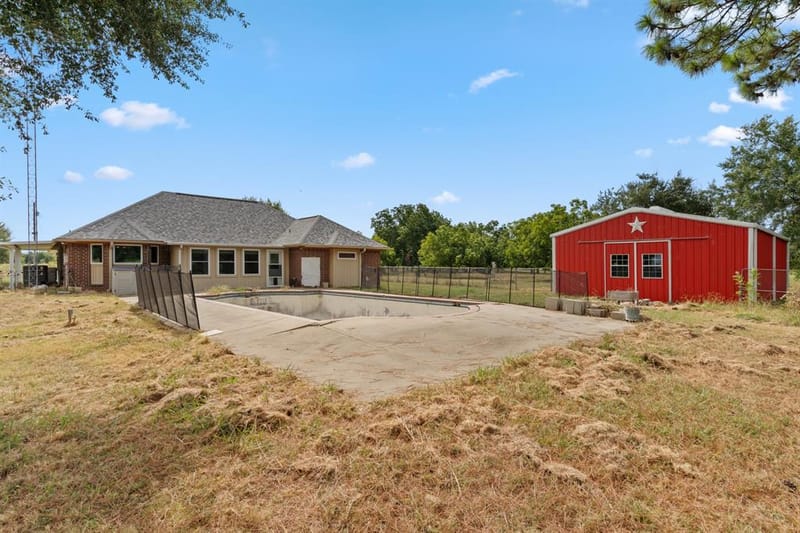 3016 County Road 4405, Commerce TX 75428 - Photo 29