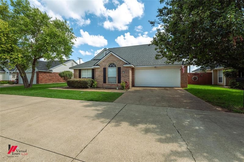 195 Kings Crossing, Shreveport LA 71105 - Photo 2