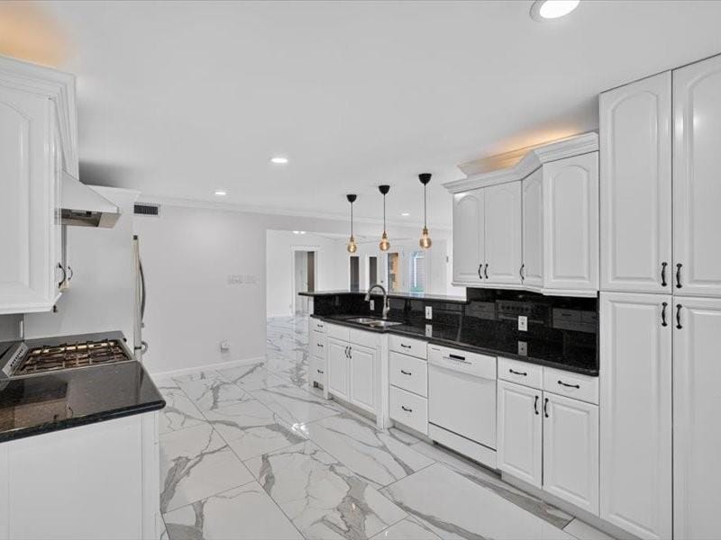 12557 High Meadow Drive, Dallas TX 75244 - Photo 9