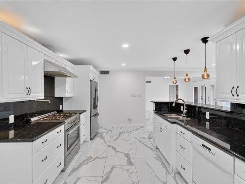 12557 High Meadow Drive, Dallas TX 75244 - Photo 8