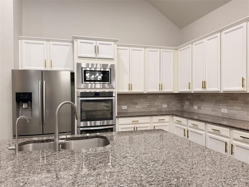 3721 Winchester, The Colony TX 75056 - Photo 4