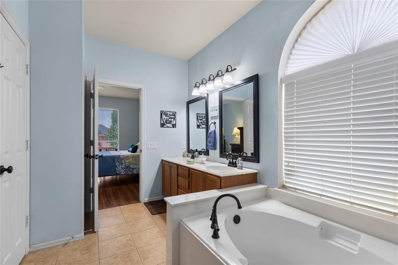 615 Rosarita Road, Arlington TX 76002 - Photo 13