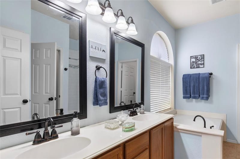 615 Rosarita Road, Arlington TX 76002 - Photo 12