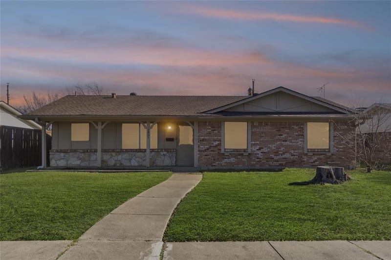 2801 Laramie Street, Irving TX 75062