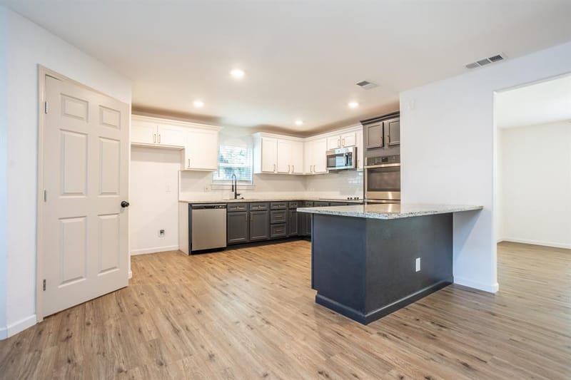 809 Wood River Road, Dallas TX 75232 - Photo 12