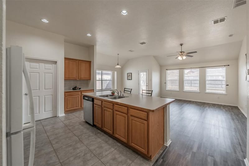 5140 Waterview Court, Fort Worth TX 76179 - Photo 10
