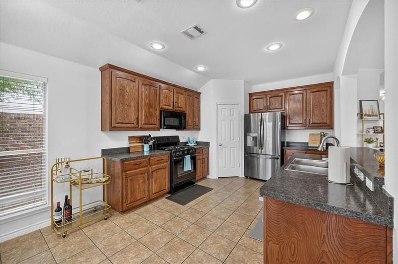 6040 Walleye Drive, Fort Worth TX 76179 - Photo 12