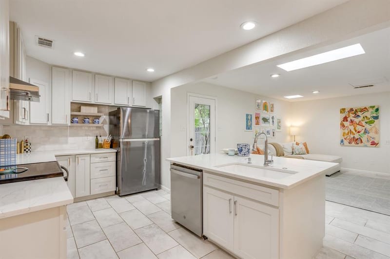 2541 Walsh Court, Fort Worth TX 76109 - Photo 14