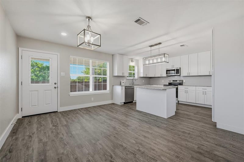 566 Mccraw Lane, Denison TX 75021 - Photo 6