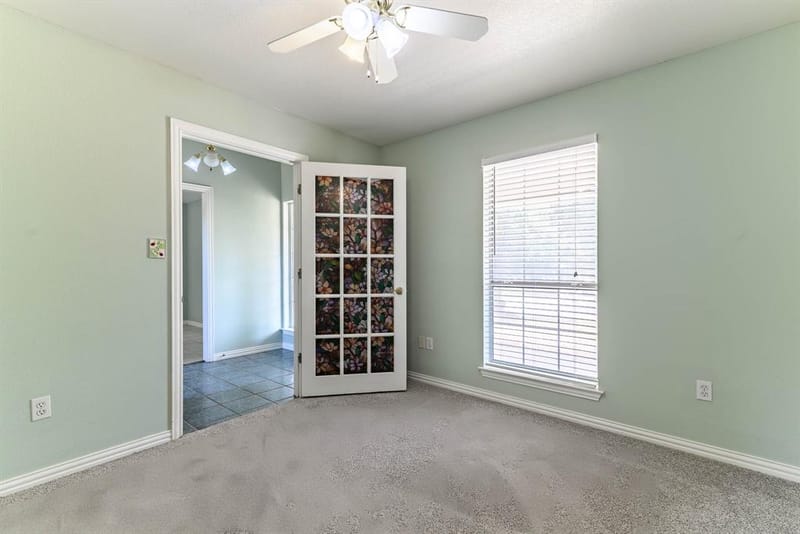 9009 Ravenswood Road, Granbury TX 76049 - Photo 17