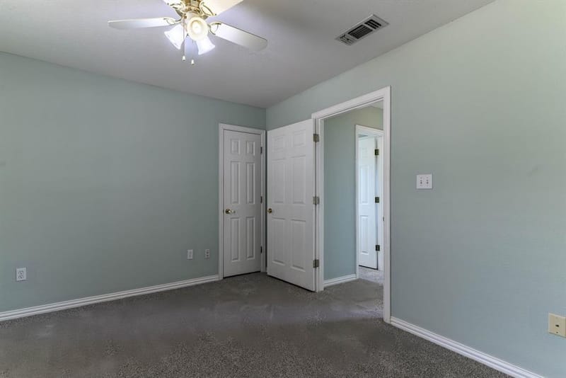 9009 Ravenswood Road, Granbury TX 76049 - Photo 16