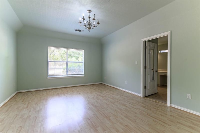 9009 Ravenswood Road, Granbury TX 76049 - Photo 12
