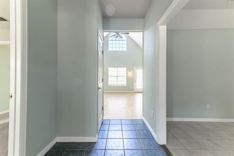 9009 Ravenswood Road, Granbury TX 76049