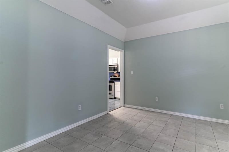9009 Ravenswood Road, Granbury TX 76049 - Photo 5