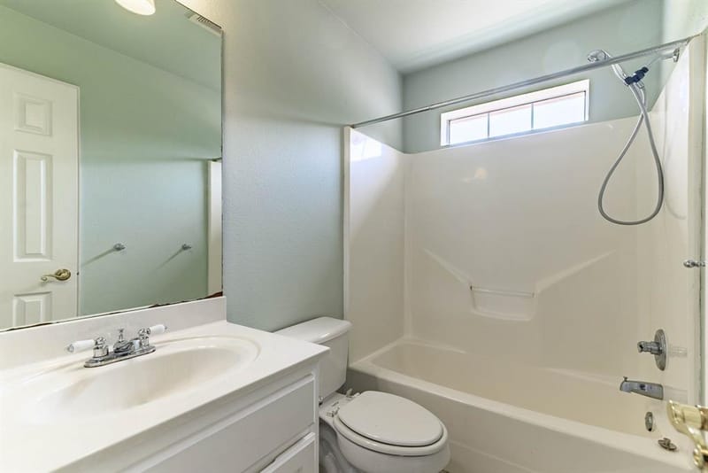 9009 Ravenswood Road, Granbury TX 76049 - Photo 20