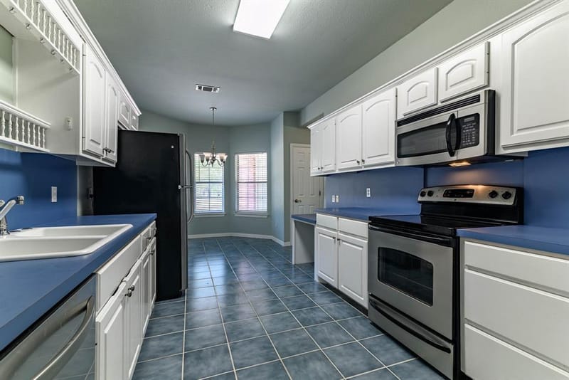 9009 Ravenswood Road, Granbury TX 76049 - Photo 9