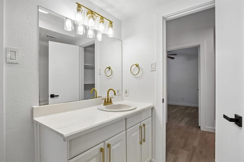 815 Wisteria, Richardson TX 75080 - Photo 7