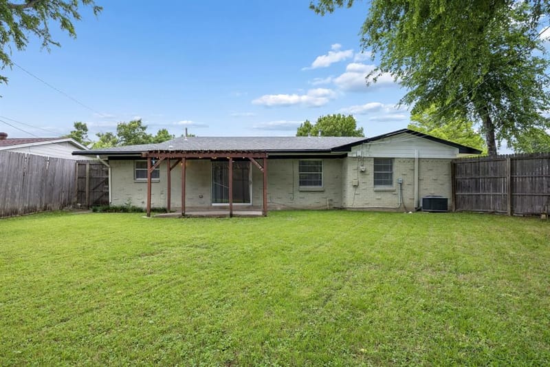 815 Wisteria, Richardson TX 75080 - Photo 18