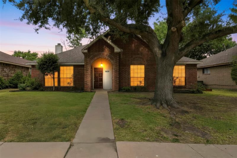 2609 Trumpet Drive, Rowlett TX 75089
