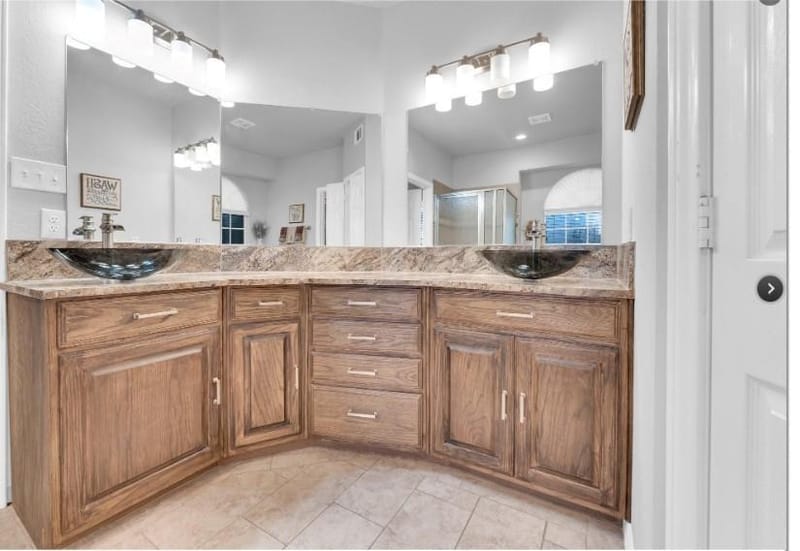 1504 Mountain Laurel Lane, DeSoto TX 75115 - Photo 8