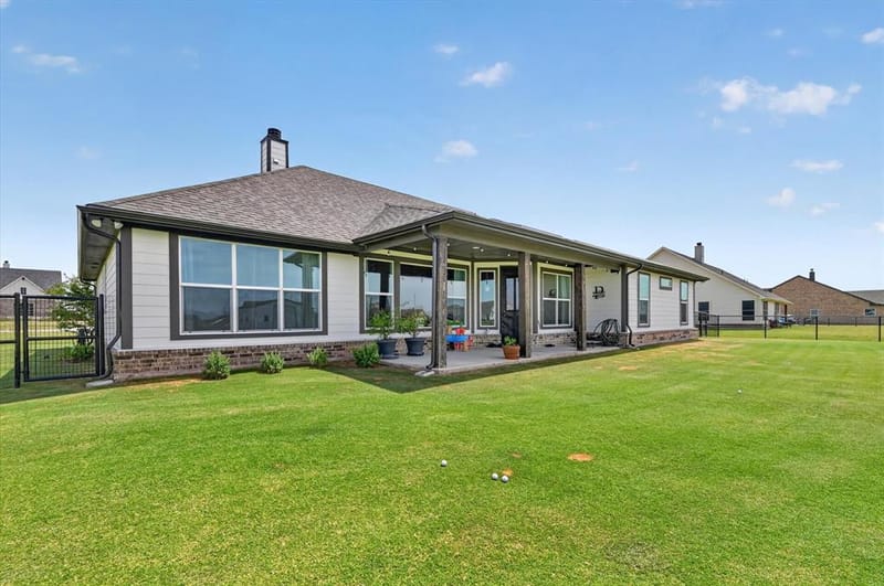 13416 Sage Meadow Circle, Sanger TX 76266 - Photo 32