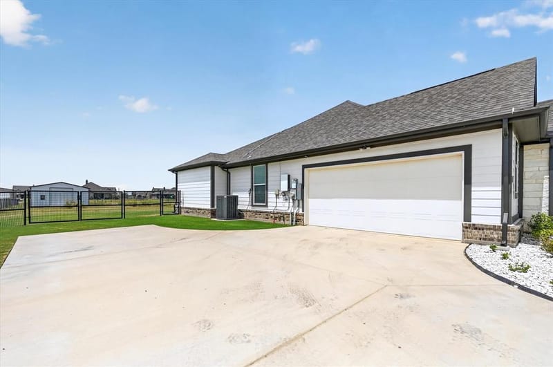 13416 Sage Meadow Circle, Sanger TX 76266 - Photo 30