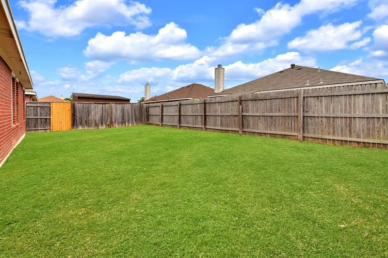 1039 Caliente Drive, Grand Prairie TX 75051 - Photo 23