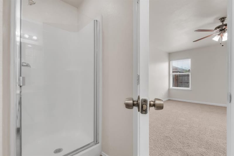 1039 Caliente Drive, Grand Prairie TX 75051 - Photo 13