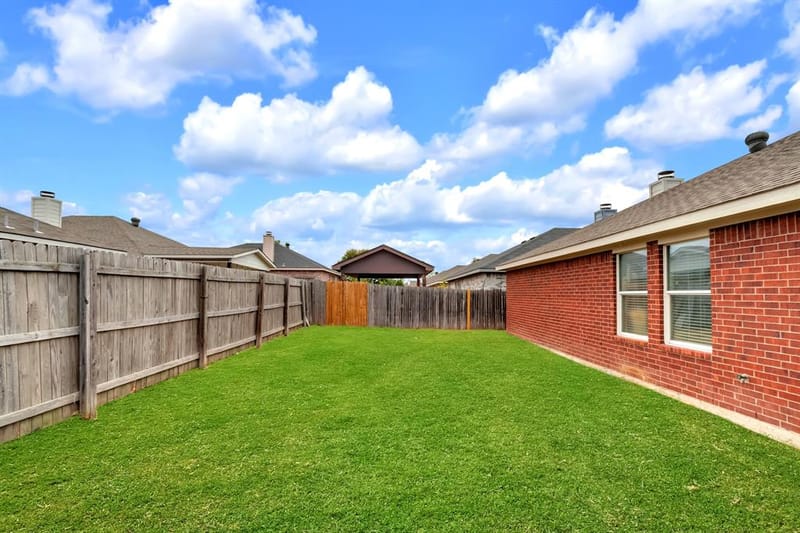 1039 Caliente Drive, Grand Prairie TX 75051 - Photo 22