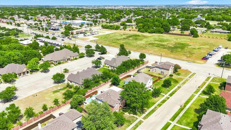 1221 Tralee Lane, Garland TX 75044 - Photo 38