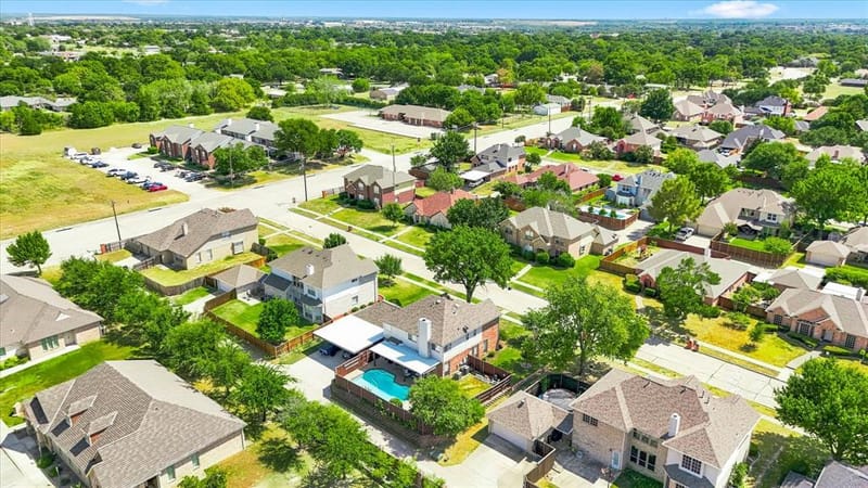 1221 Tralee Lane, Garland TX 75044 - Photo 39