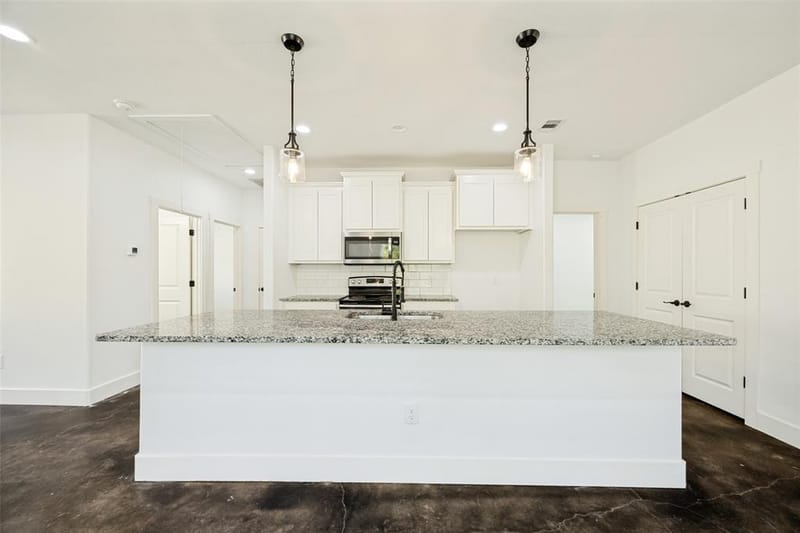 722 E Woodard Street, Denison TX 75021 - Photo 7
