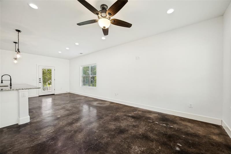 722 E Woodard Street, Denison TX 75021 - Photo 4