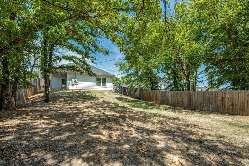 722 E Woodard Street, Denison TX 75021 - Photo 25
