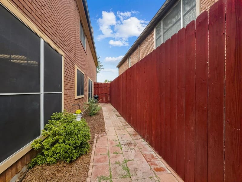 2116 Cannes Drive, Carrollton TX 75006 - Photo 29