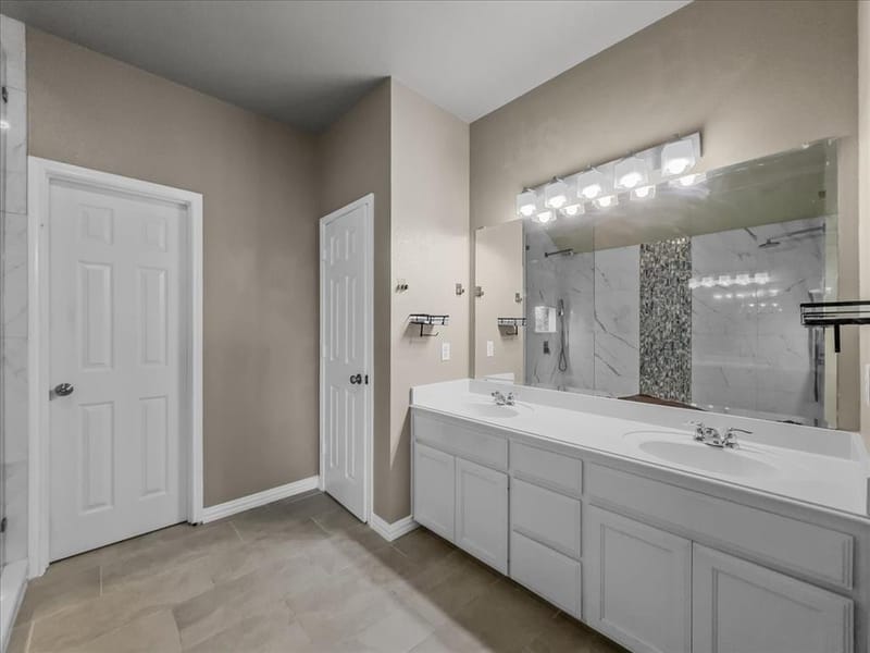 5701 Parkview Hills Lane, Fort Worth TX 76179 - Photo 12