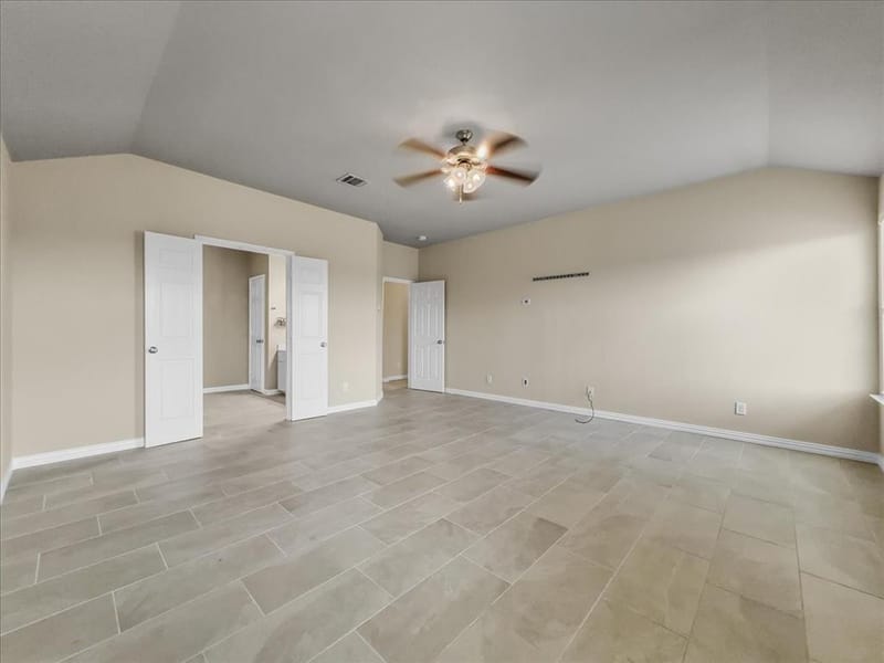 5701 Parkview Hills Lane, Fort Worth TX 76179 - Photo 9
