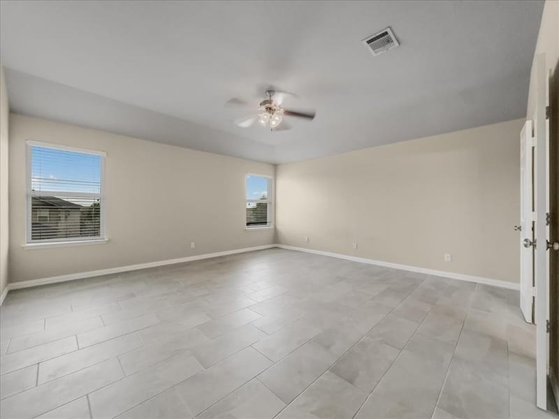 5701 Parkview Hills Lane, Fort Worth TX 76179 - Photo 10