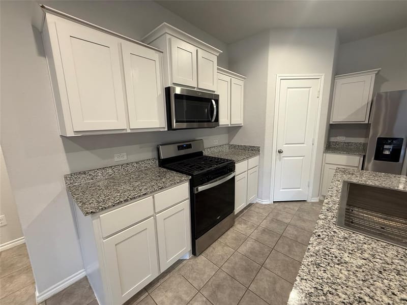 124 Greengate Drive, Boyd TX 76023 - Photo 12