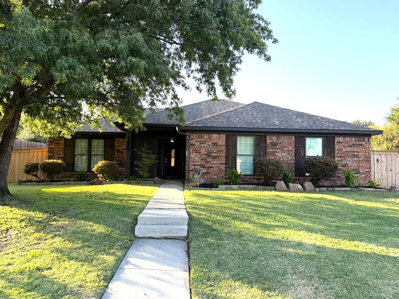 1621 Winter Park Lane, Lewisville TX 75077 - Photo 3