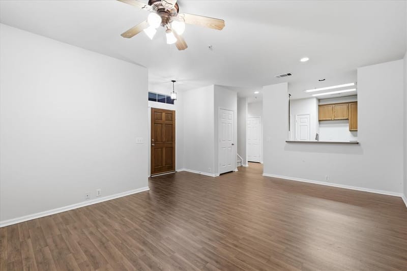 424 Legends Drive, Lewisville TX 75057 - Photo 9