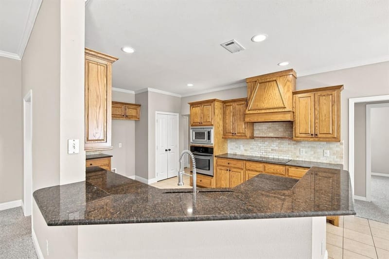 1207 Oak Creek Drive, Ennis TX 75119 - Photo 20