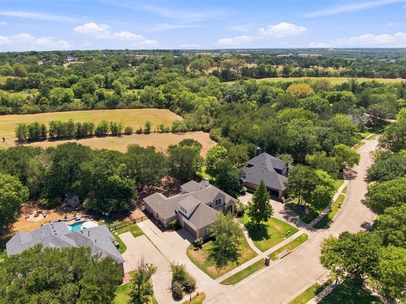 1207 Oak Creek Drive, Ennis TX 75119 - Photo 10