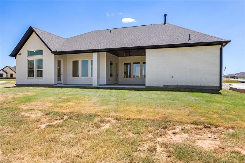 2119 Middlewood Circle, Granbury TX 76049 - Photo 36